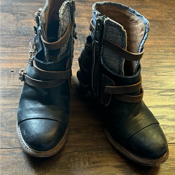 Freebird crue booties - Picture 4 of 8